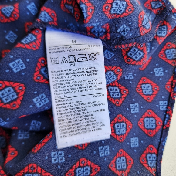 Gap Women's Navy Red Geo Ptint Long Sleeve V-Neck Blouse Keyhole Sz M - Picture 11 of 11